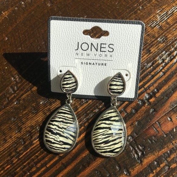 Jones New York Signature Zebra Teardrop Shaped Dangle Stud Earrings New 640x1 24$